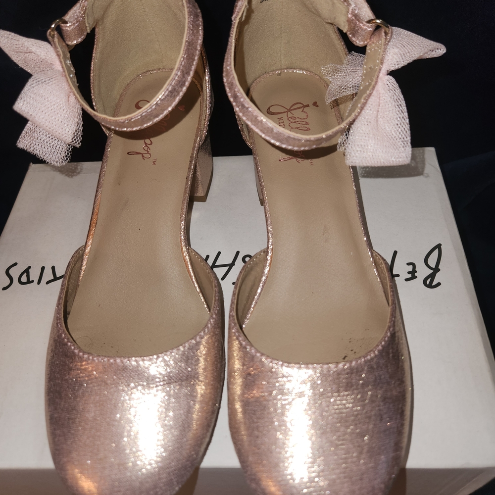 Chic Pink Kids Dress Shoes with Bow Accent Size 3